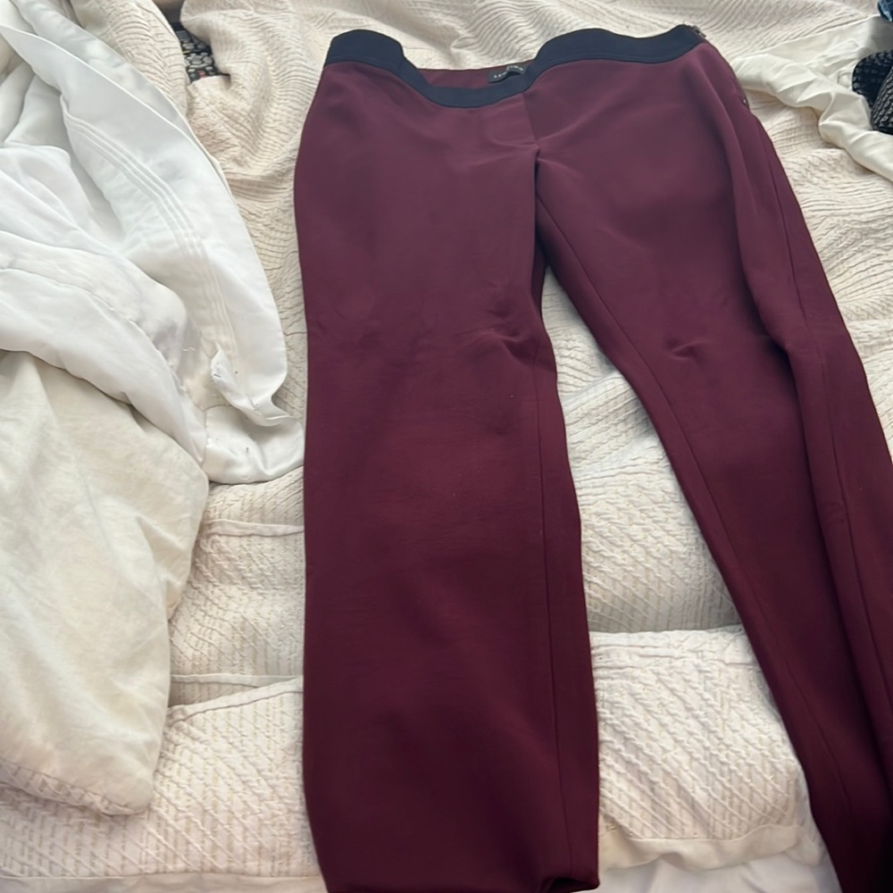 Crimson leggings